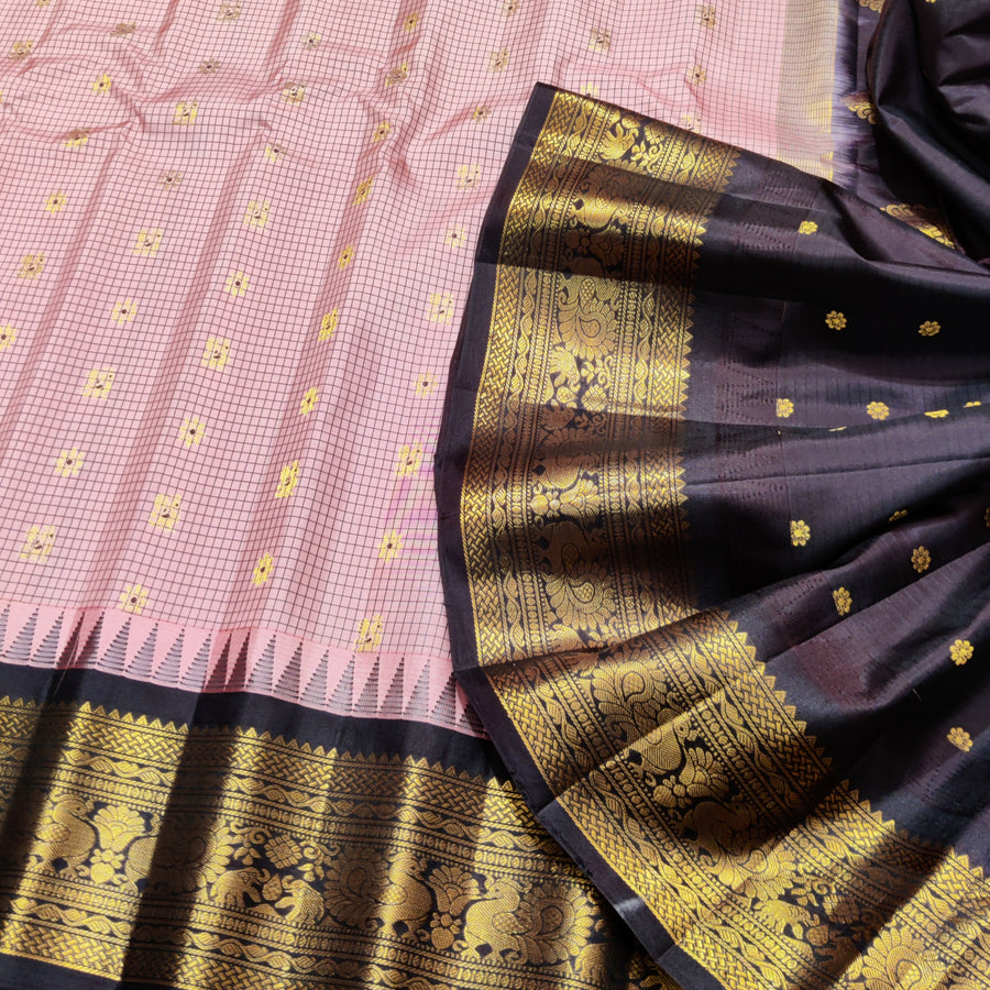 Gadwal check design pure silk- GPS23