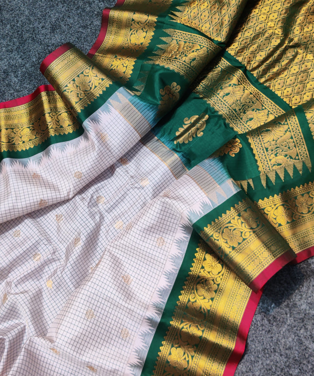 Gadwal Pure silk check Saree - GPS31