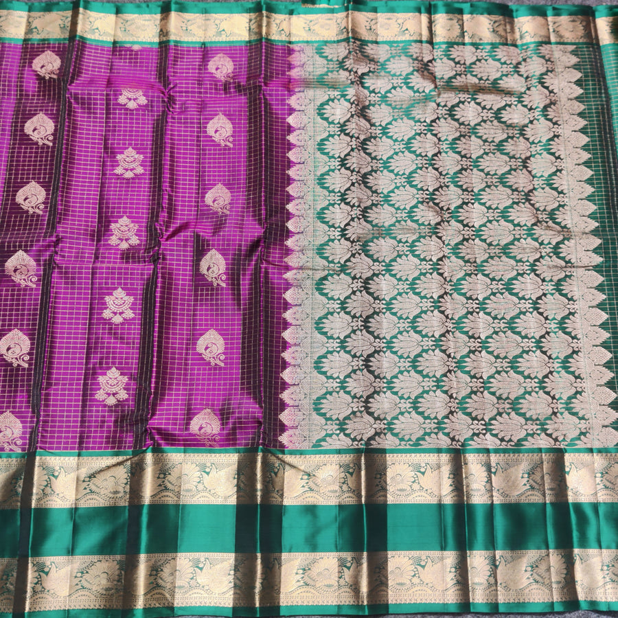 Kanchi Vintage Gap border pattu - KMP345