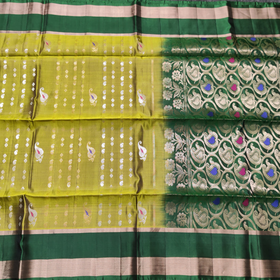 Lightweight pattu Scurt Border Saree - LWP84