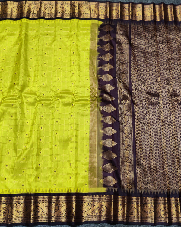 Gadwal check design pure silk- GPS43 alternate view