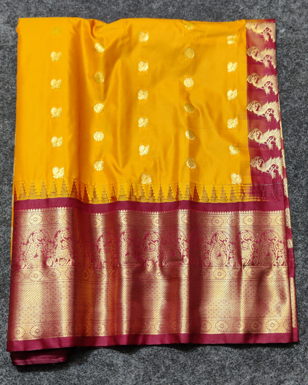 Gadwal Semi Silk Saree - GSM17