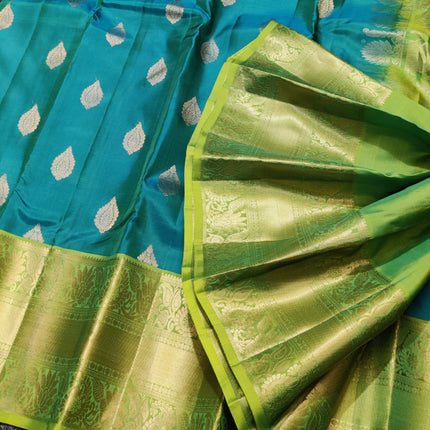 Kanchi Vintage Small border pattu - KMP166