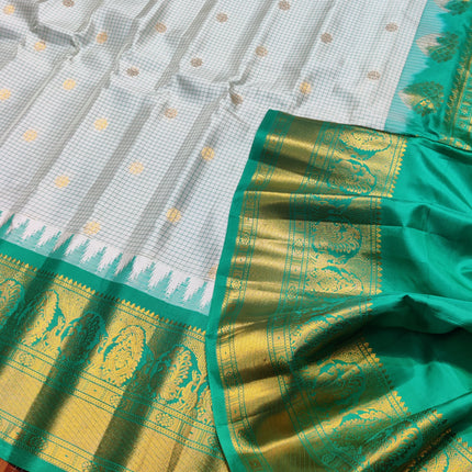 Gadwal Pure silk check Saree - GPS207