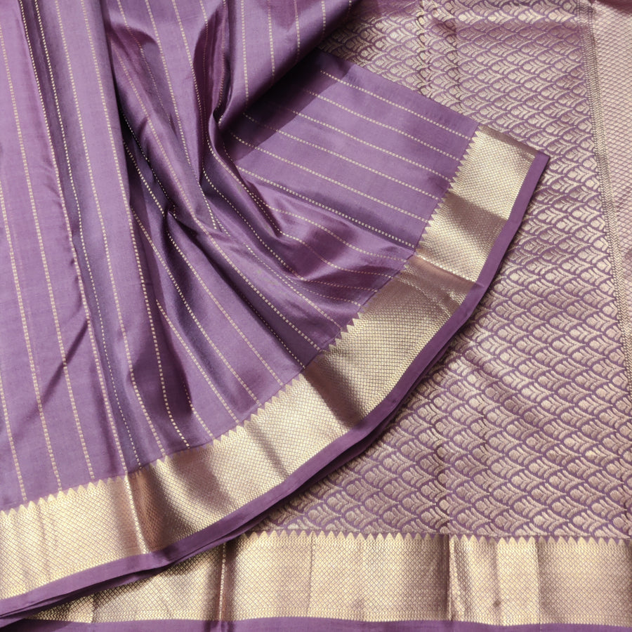 Kanchi pattu small border saree - KMP312