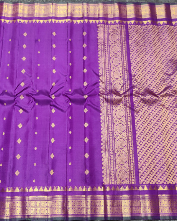 Gadwal handloom small border Pure silk saree - GPS218 alternate view