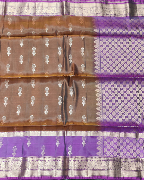 Lightweight pattu Scurt Border Saree - LWP306 alternate view