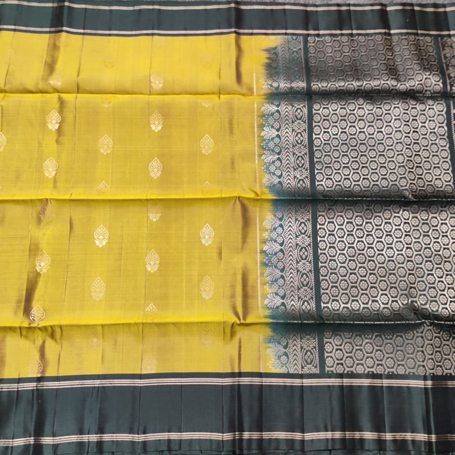 Samudrika pattu - SM44