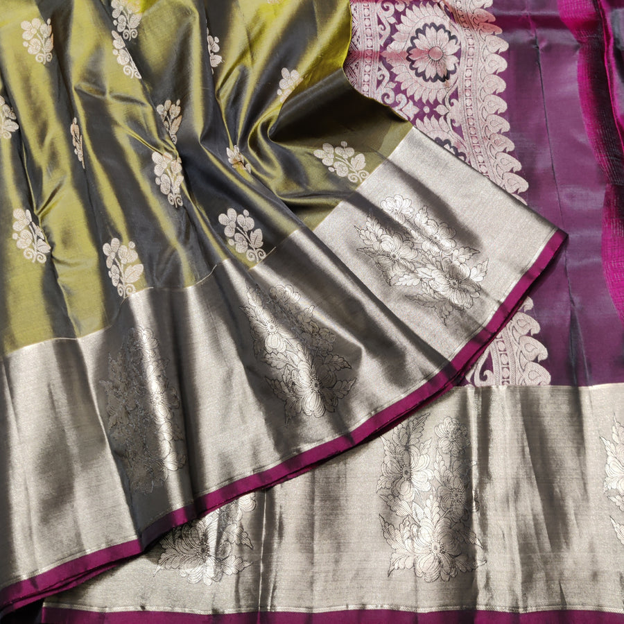 Lightweight pattu Scurt Border Saree - LWP412