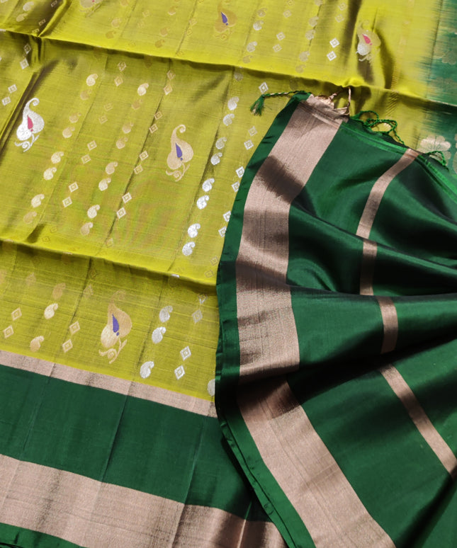 Lightweight pattu Scurt Border Saree - LWP84