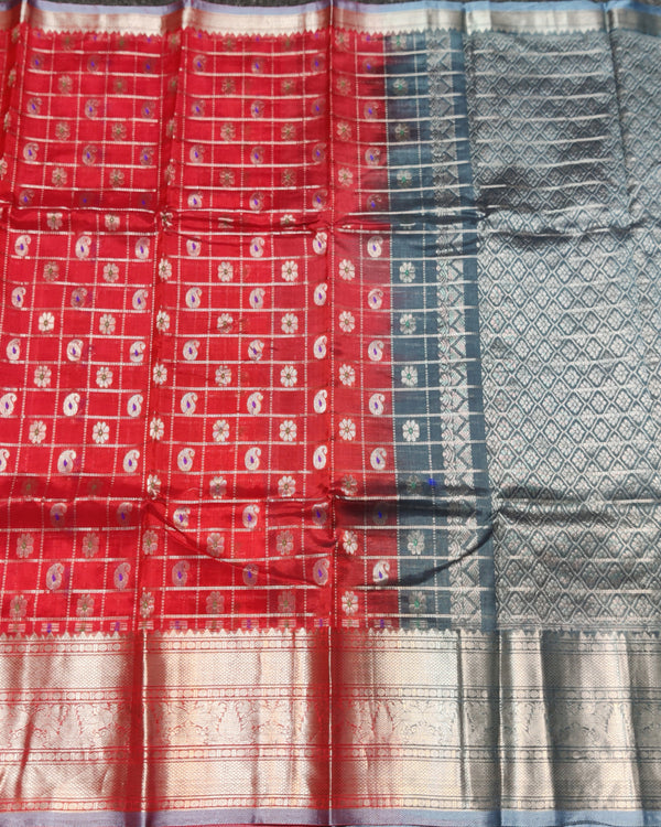 Kuppadam pattu saree - KP45 alternate view