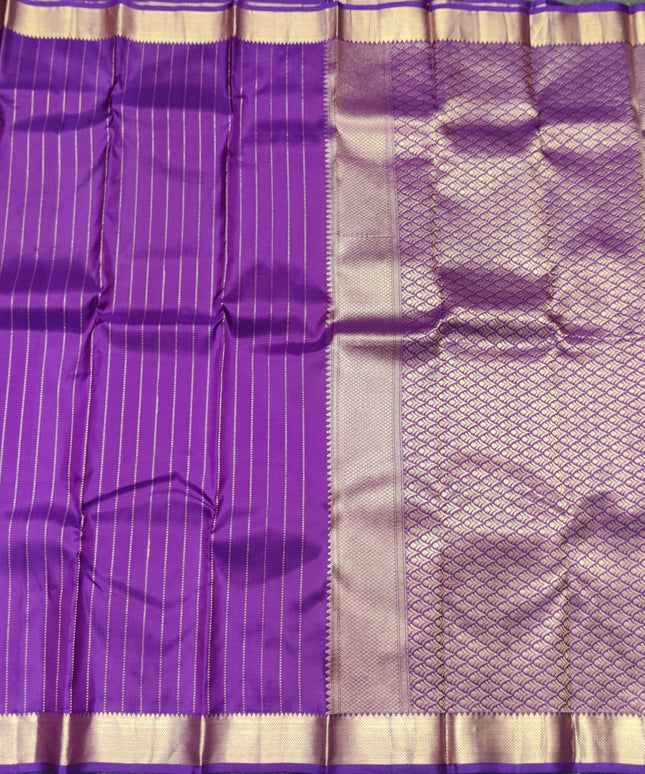 Kanchi pattu small border saree - KMP255