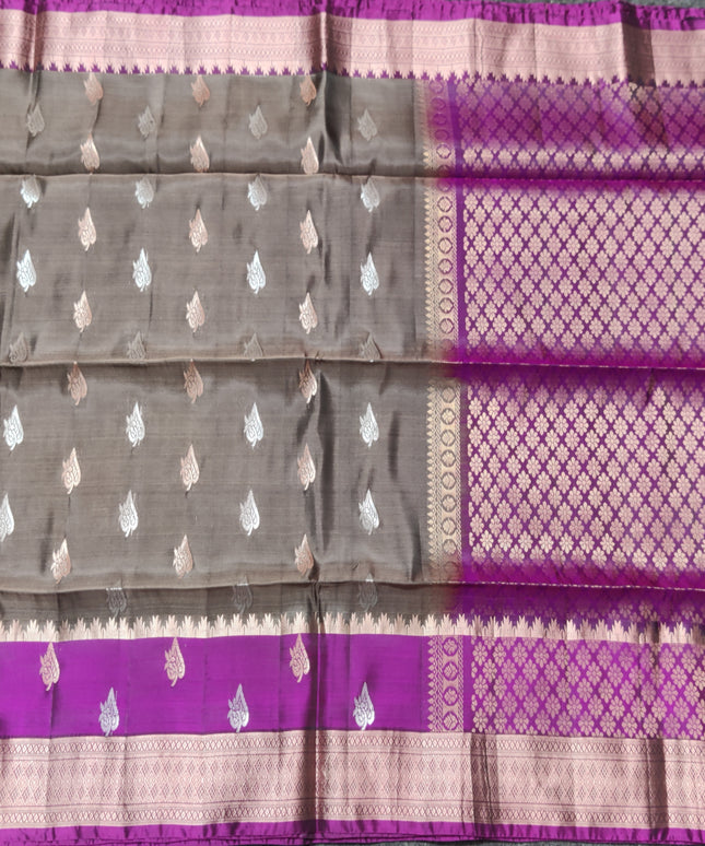 Lightweight pattu Scurt Border Saree - LWP86