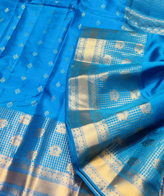 Kanchi pure vintage silk Saree - KMP3007