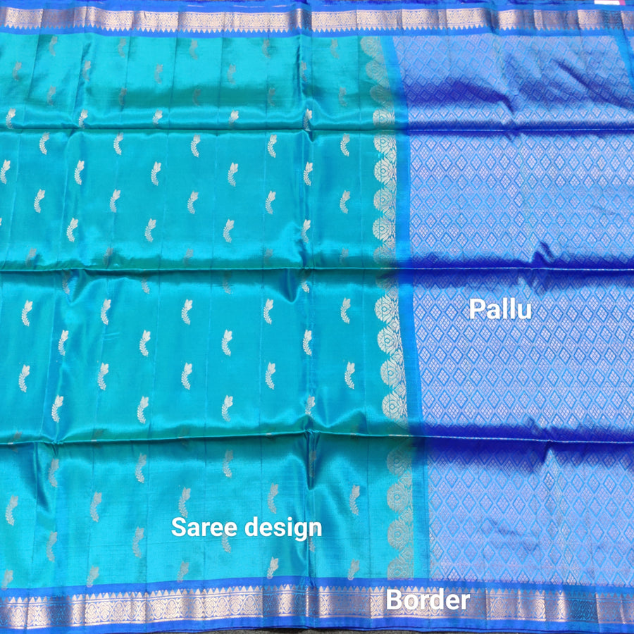 Vintage Lightweight small border pattu - LWP426