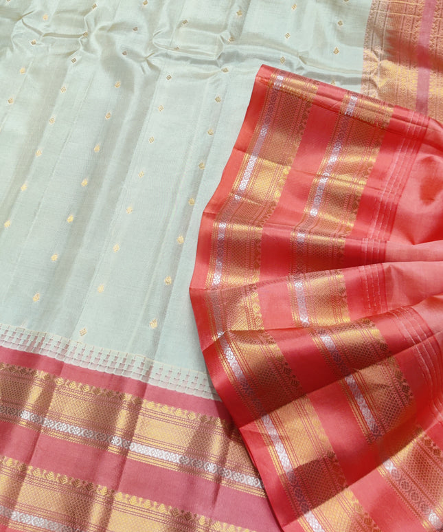 Gadwal small border Pure Silk saree - GPS184