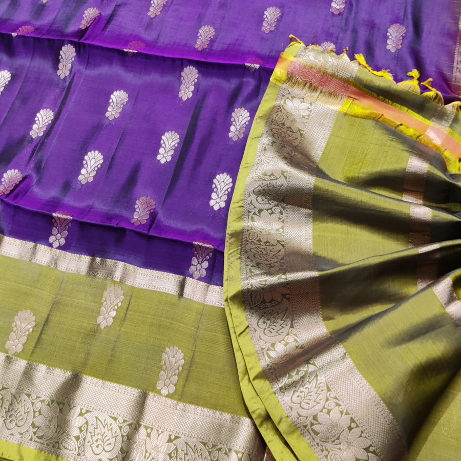 Lightweight pattu Scurt Border Saree - LWP3029