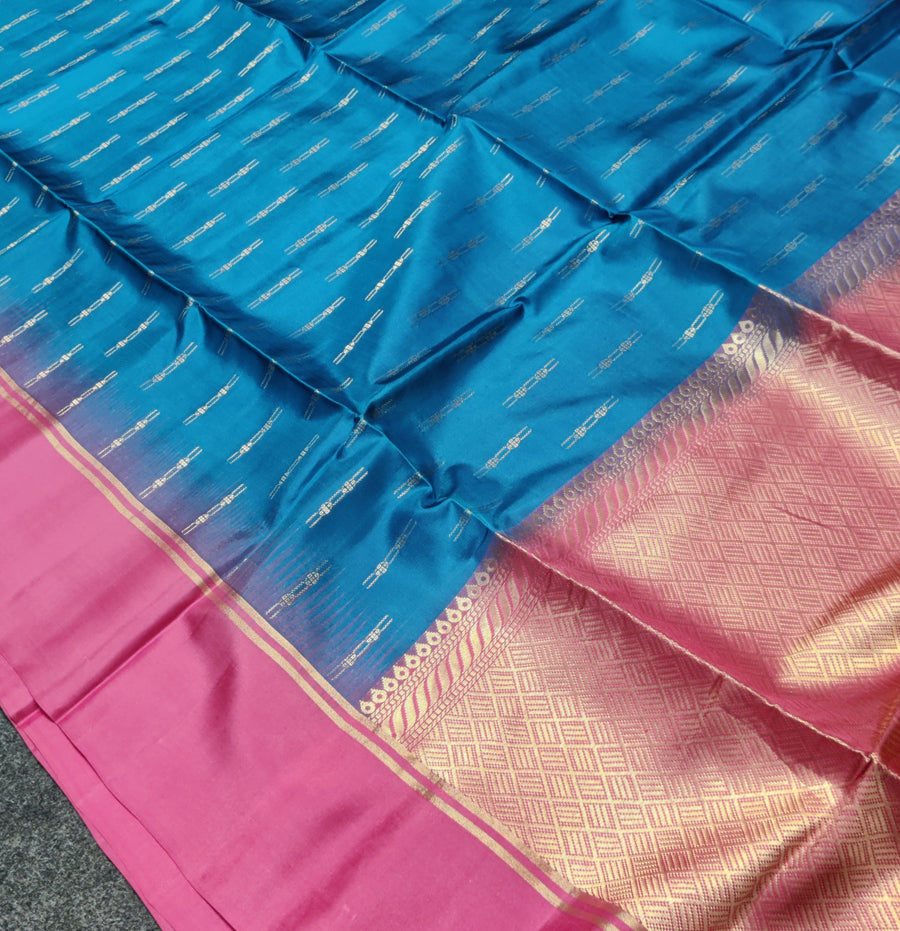 Soft Handloom Pure silk saree - SFT508