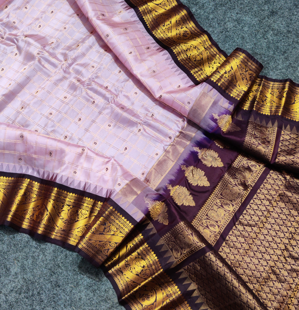 Gadwal check design pure silk- GPS41