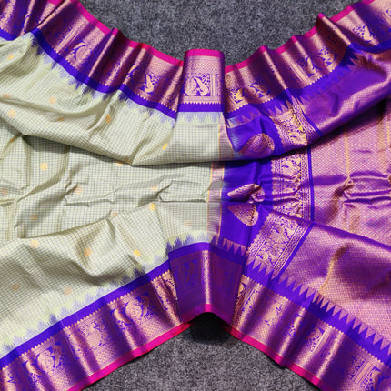 Gadwal Pure silk check Saree - GPS28