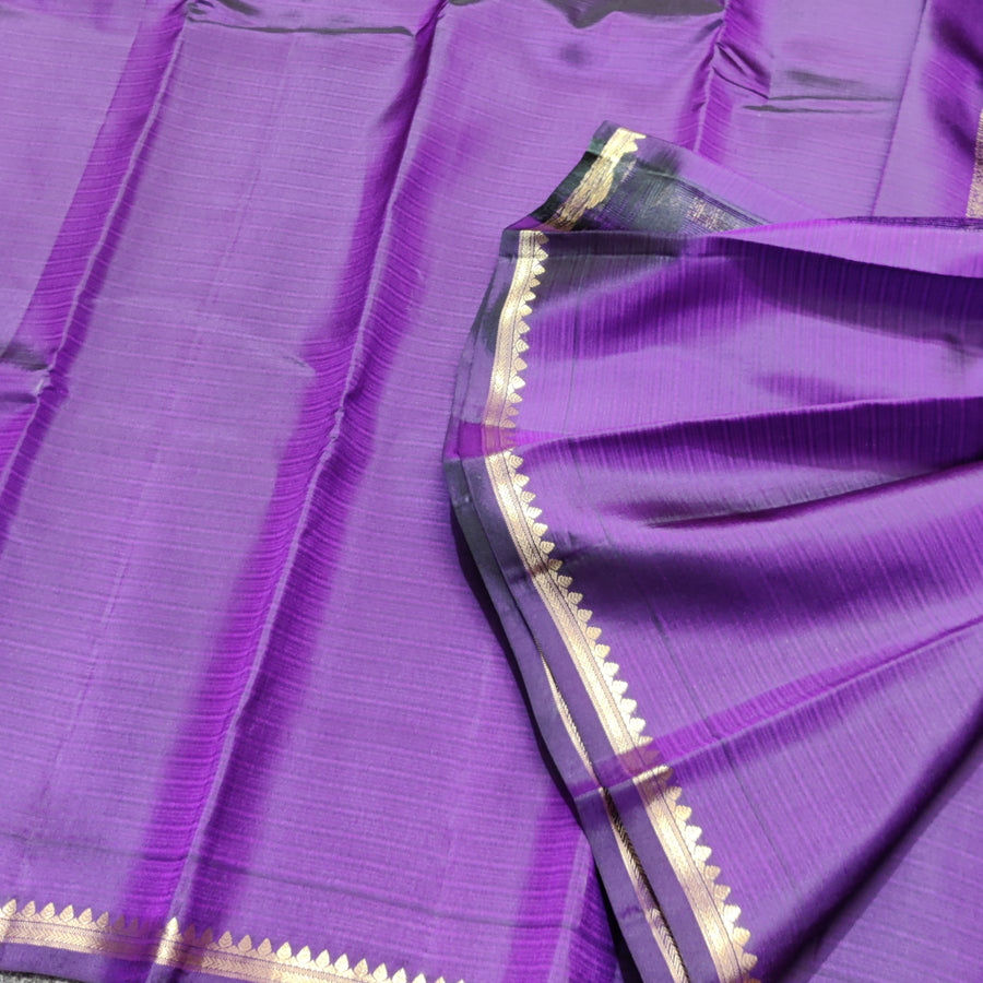 Kanchi pattu small border saree - KMP333