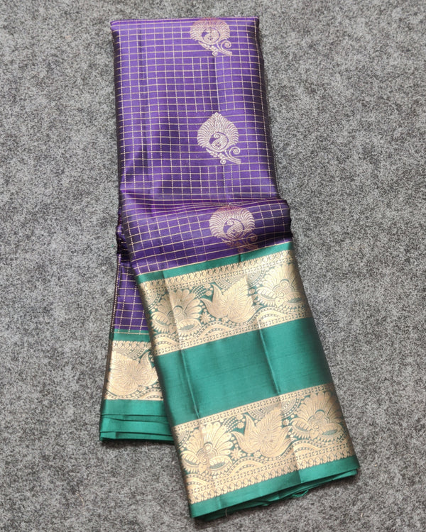Kanchi Vintage Gap border pattu - KMP342