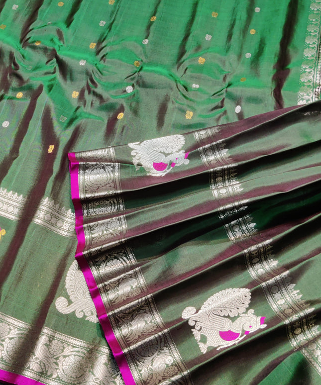 Gadwal Handloom Gap Border saree - GPS94