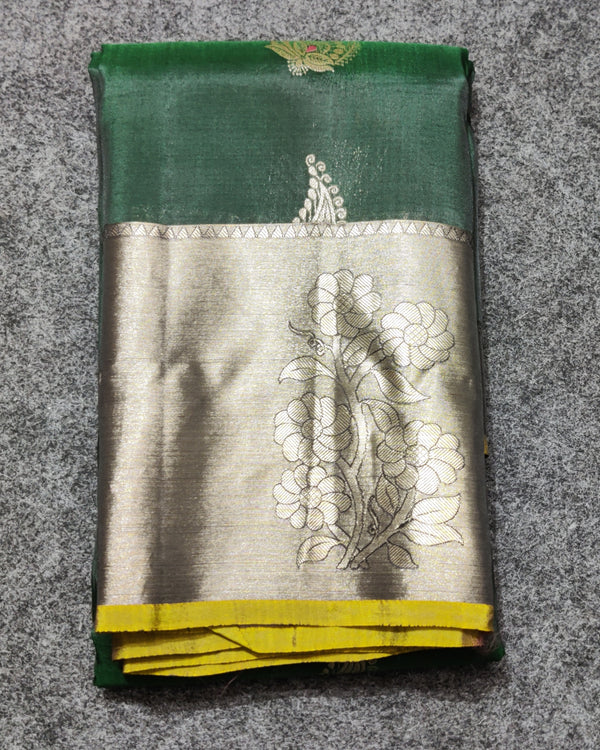 Lightweight pattu Scurt Border Saree - LWP410