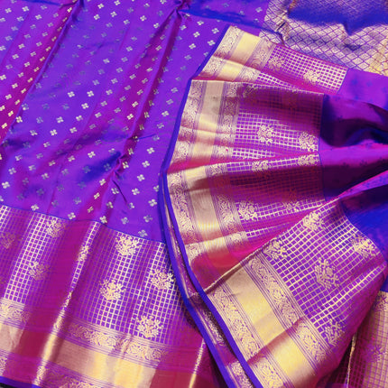 Kanchi pure vintage silk Saree - KMP3006