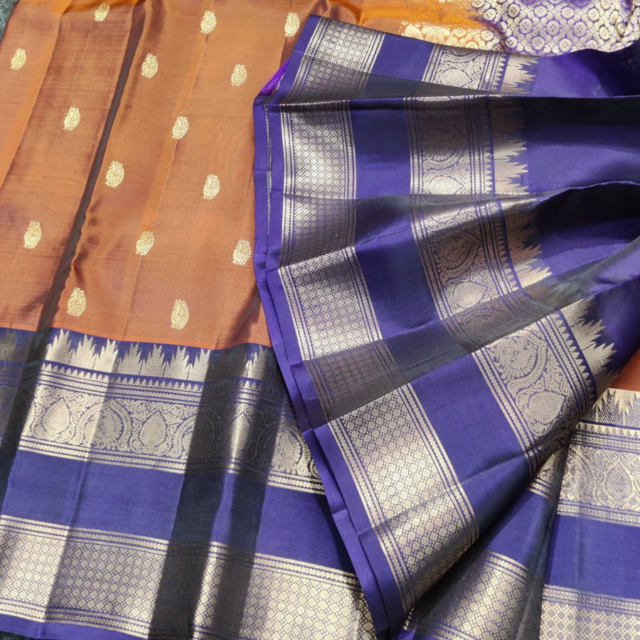Kanchi Vintage Gap border pattu - KMP292