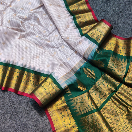 Gadwal Pure silk check Saree - GPS31