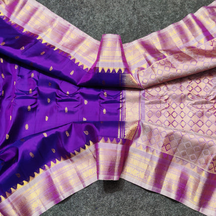 Gadwal handloom small border Pure silk saree - GPS215