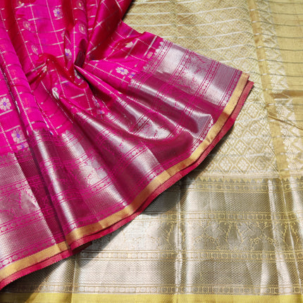 Kuppadam pattu saree - KP38