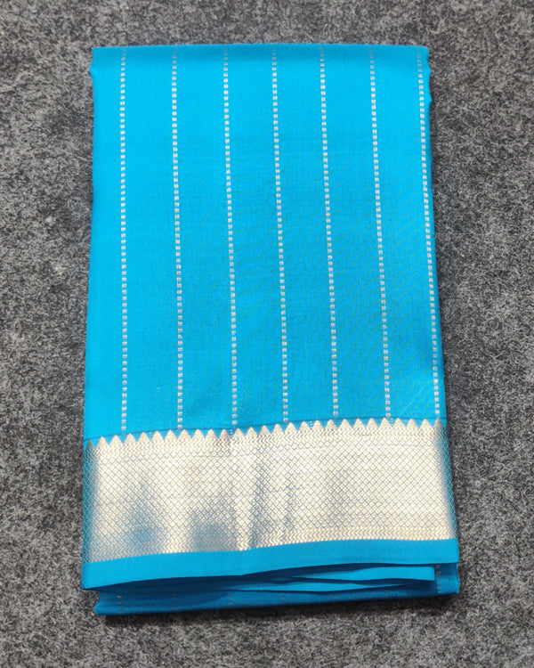 Kanchi pattu small border saree - KMP313