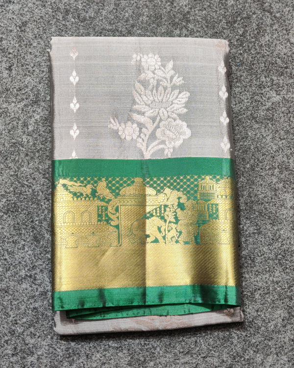 Kanchi Vintage Small border pattu - KMP81
