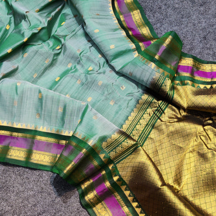 Gadwal Handloom Gap Border saree - GPS87