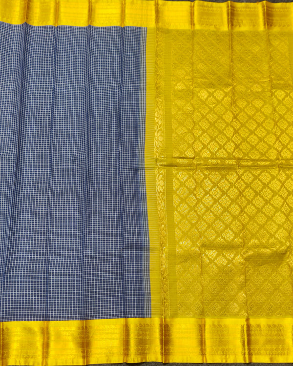 Gadwal cotton check - GC14 alternate view