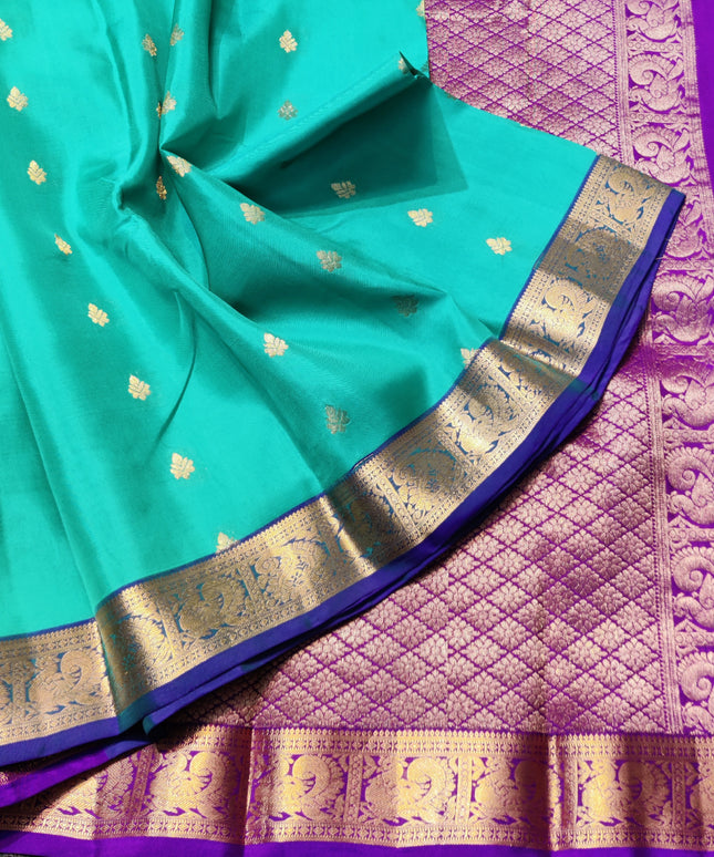Kanchipattu small border saree - KMP207
