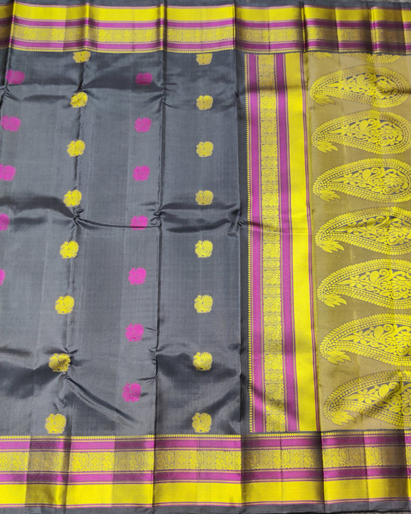Kanjivaram Resham Silk Saree - KMP186 alternate view