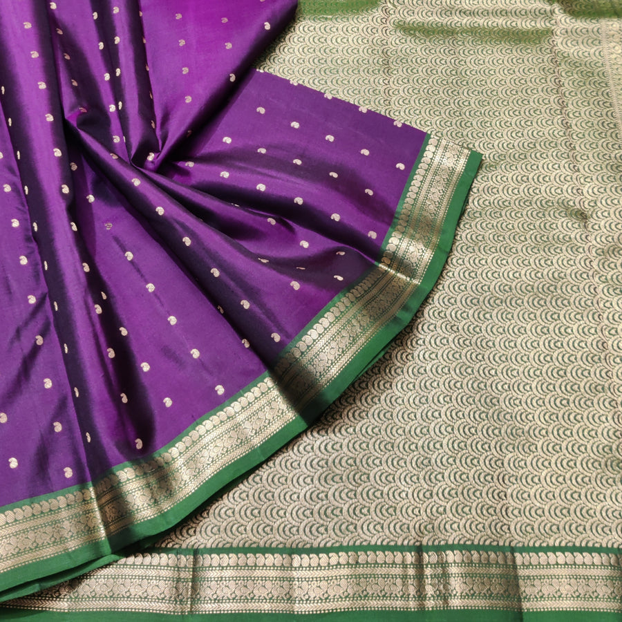 Kanchi pattu small border saree - KMP251